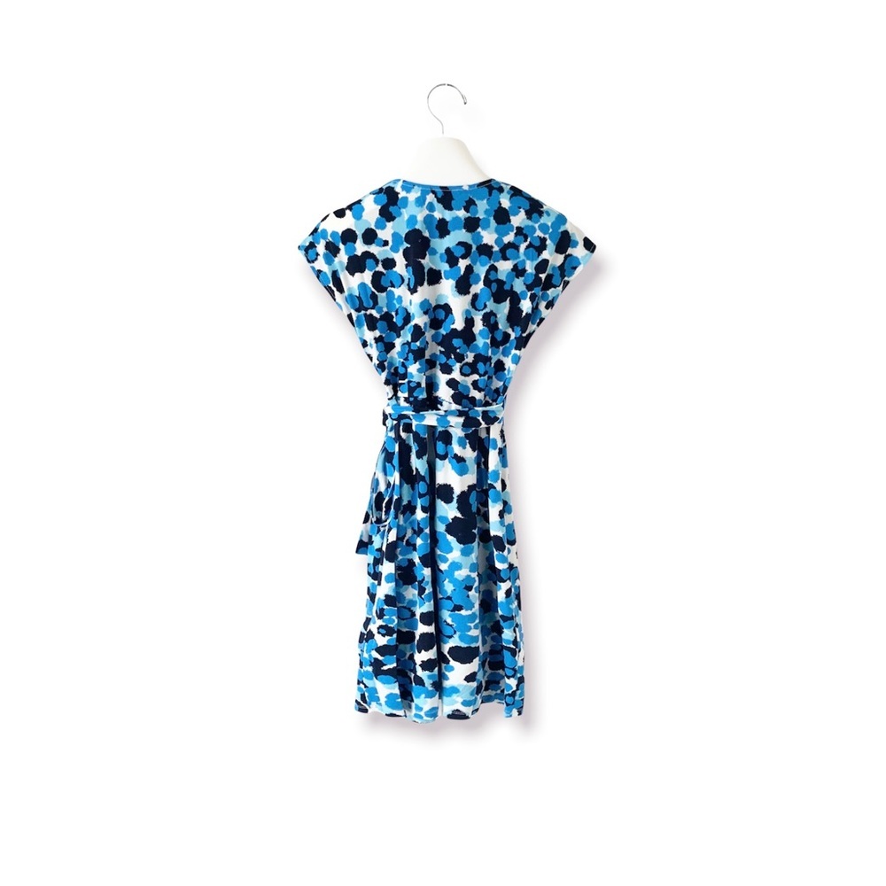 🌸New🌸 Maggy London Cap Sleeve Printed Jersey Wrap Dress Sz 14P NWT - Picture 3 of 10
